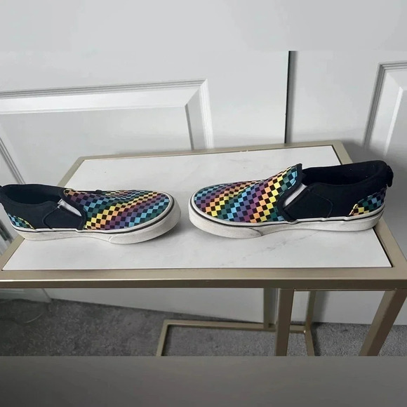 Vans | Off The Wall  Kids Slip On Rainbow Sneakers | Size 3 - Picture 6 of 11